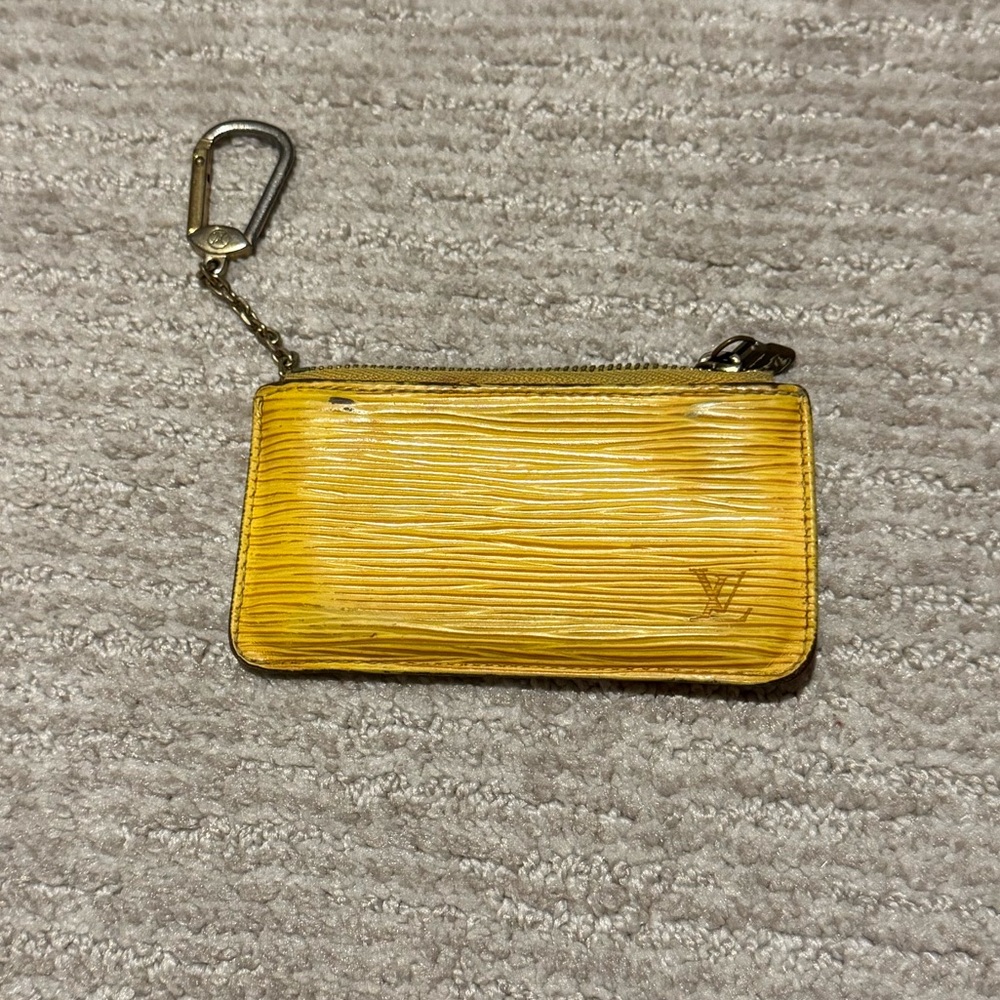 Louis Vuitton yellow epi leather card case with zipper and key holder